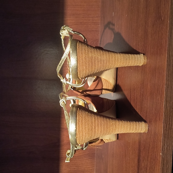 Boho style heels - Picture 5 of 6